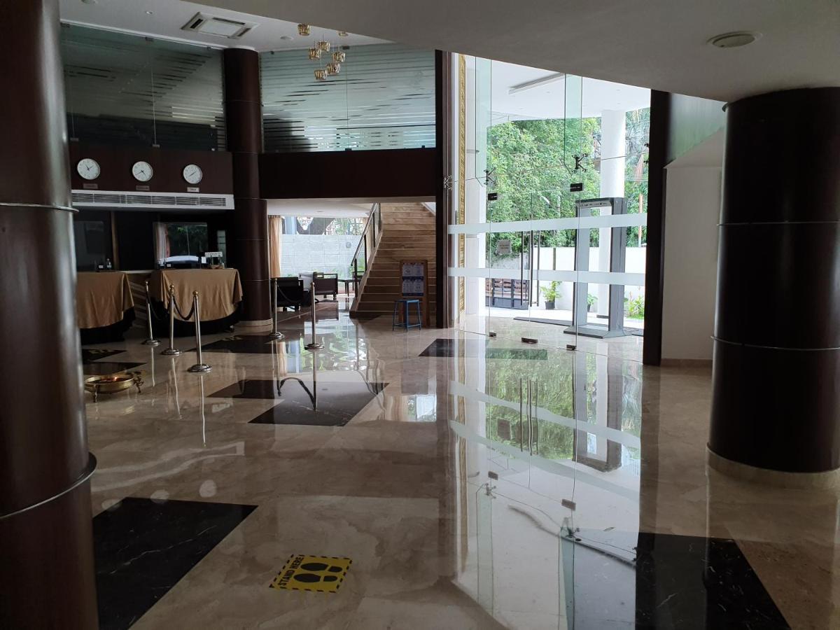 Shravanthi Sarovar Portico Bangalore Exteriör bild
