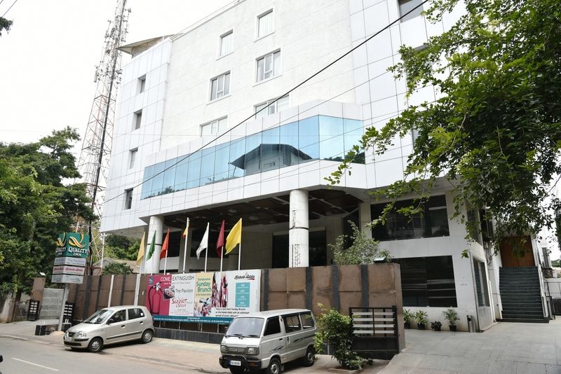 Shravanthi Sarovar Portico Bangalore Exteriör bild
