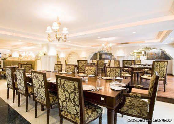 Shravanthi Sarovar Portico Bangalore Exteriör bild