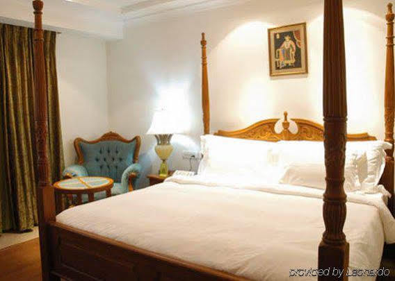 Shravanthi Sarovar Portico Bangalore Exteriör bild