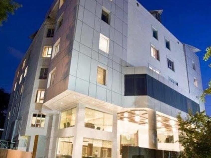 Shravanthi Sarovar Portico Bangalore Exteriör bild