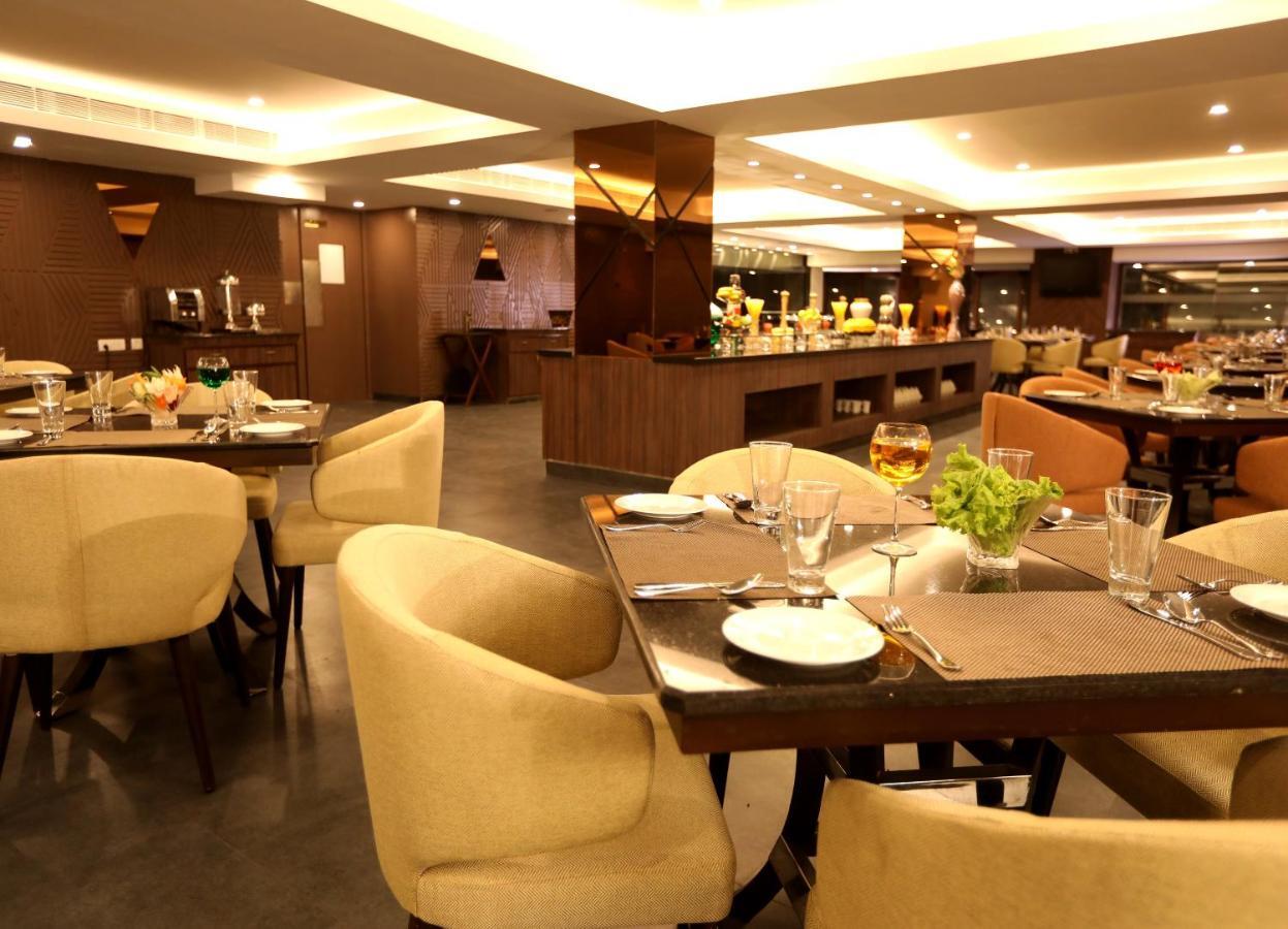 Shravanthi Sarovar Portico Bangalore Exteriör bild